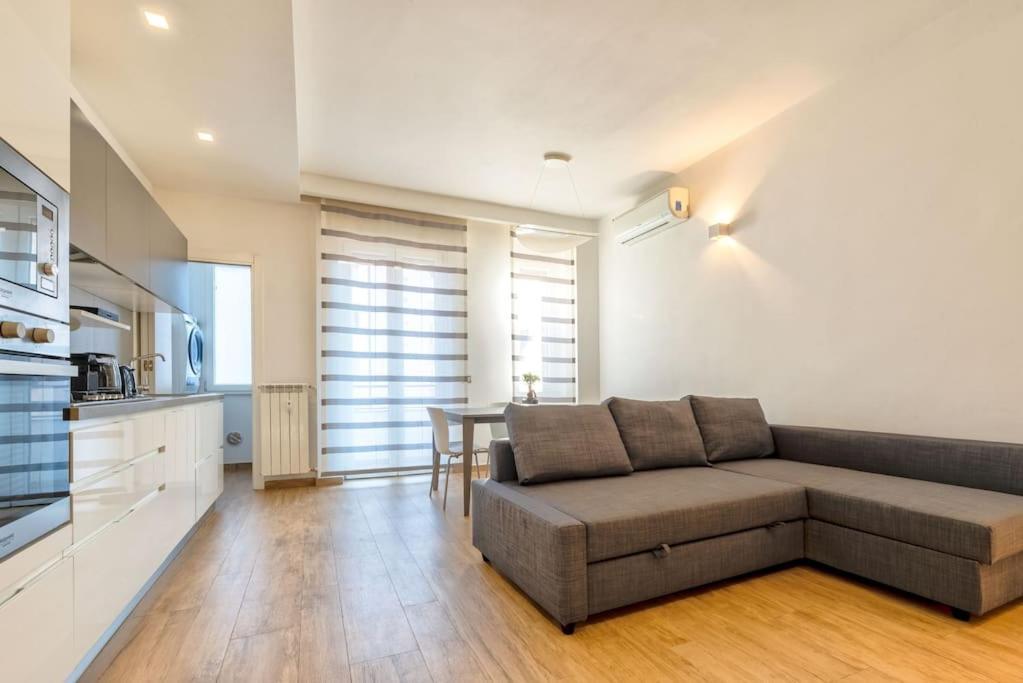 Apartament Apt. Linate - Duomo A 10 Minuti Mediolan Zewnętrze zdjęcie